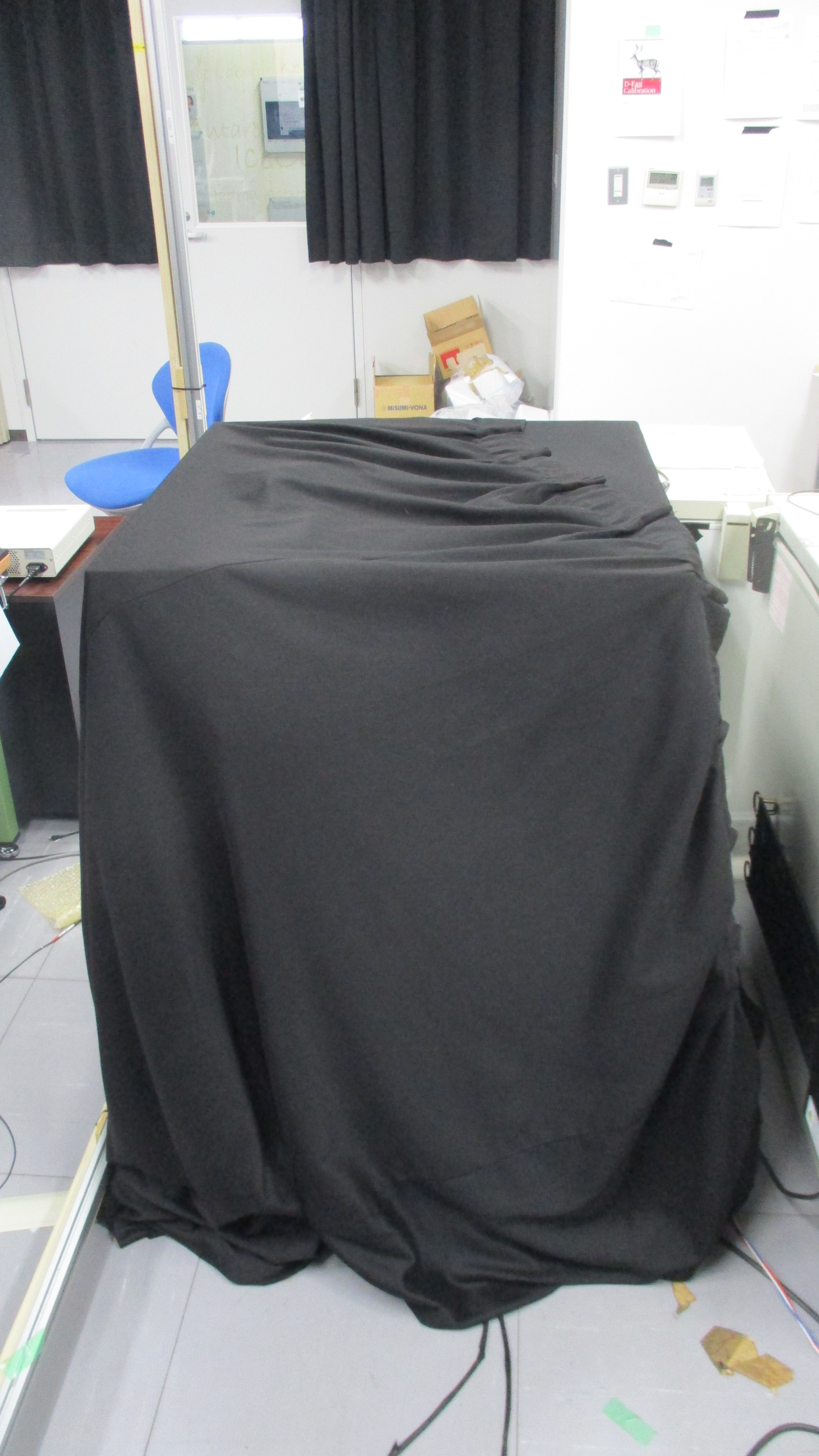 ../../_images/Scanbox_covered.png
